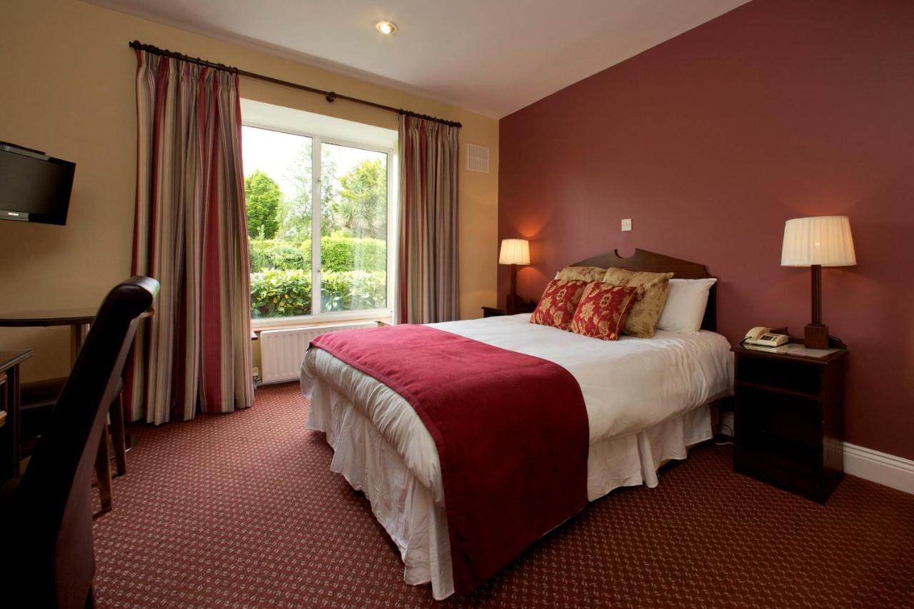 Glenwood House Hotel Carrigaline Buitenkant foto
